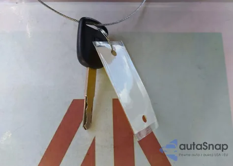 2010 Honda Fit z USA, uszkodzony, nr VIN JHMGE8H21AS019178